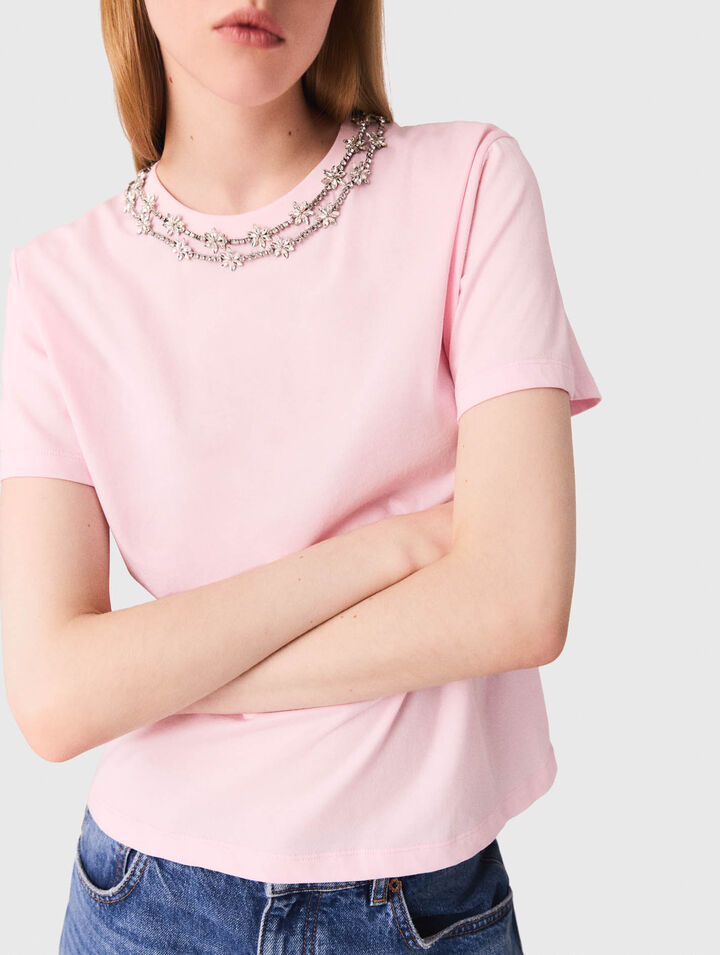 Short-sleeve jewel neck T-shirt