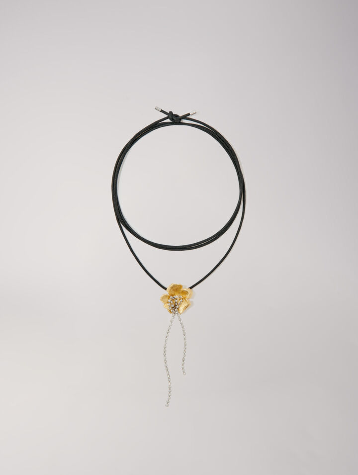 Flower necklace