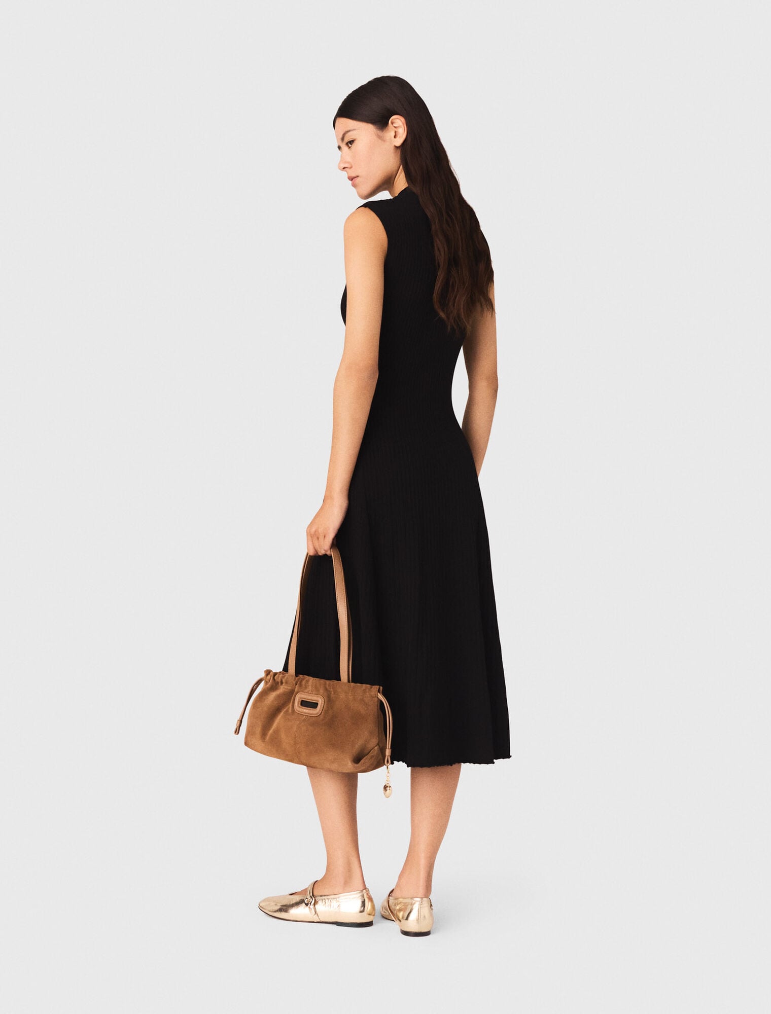 Ribbed dress with side slit