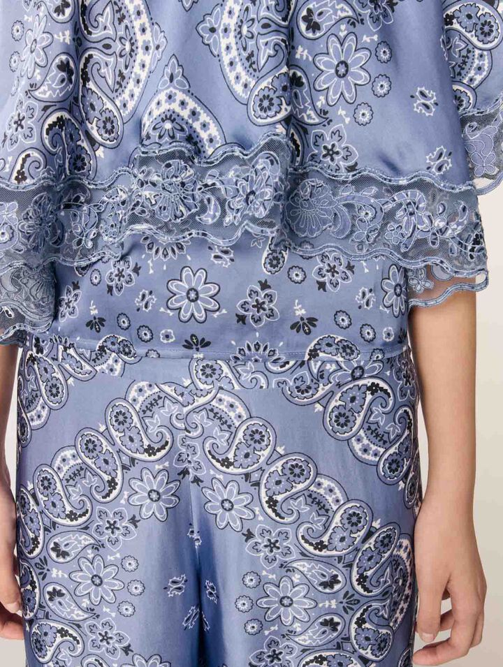 Flowing patterned top
