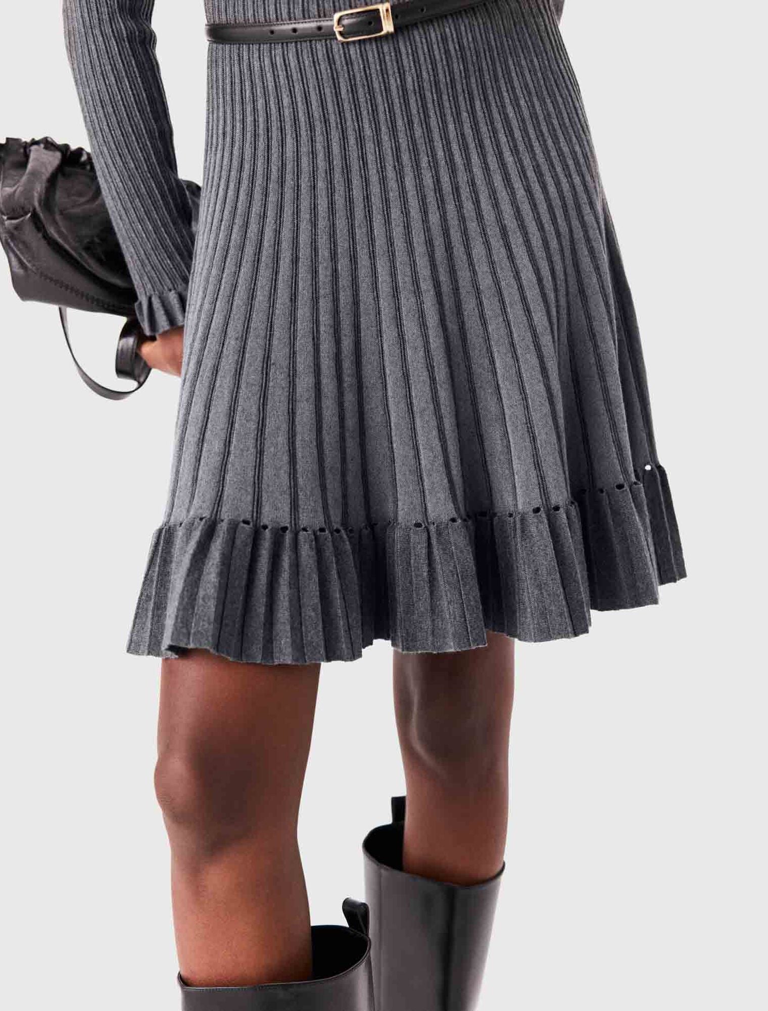 Short gradient knit dress