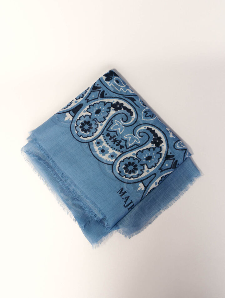 Bandana print shawl