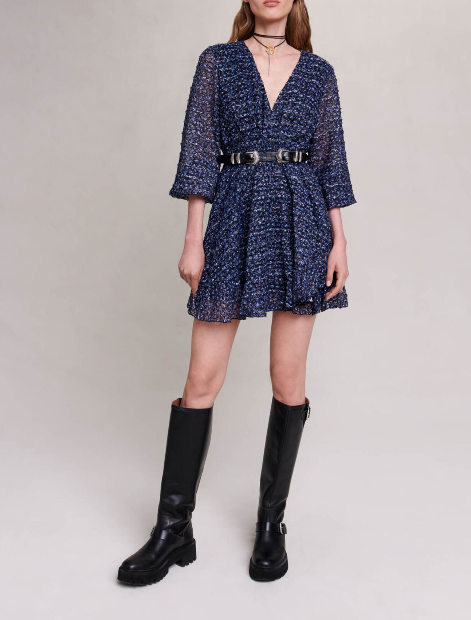 Sparkling dress with ruffles