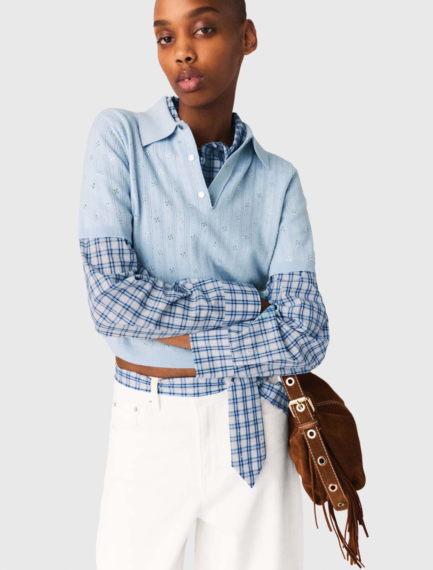 Cropped jumper with rhinestones