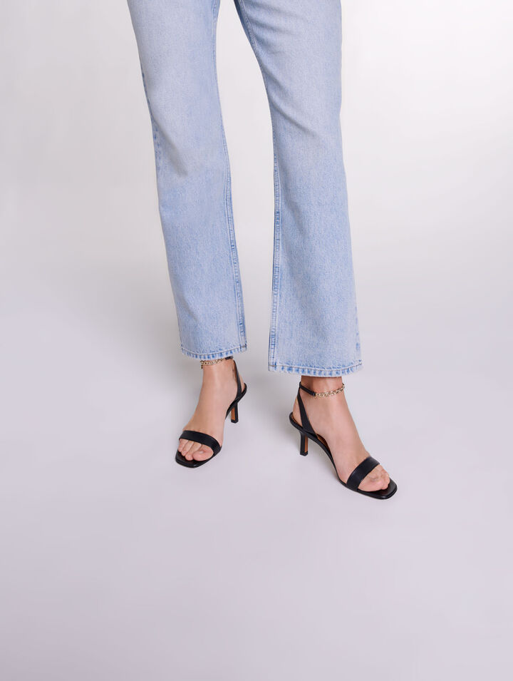 Leather sandals with heels