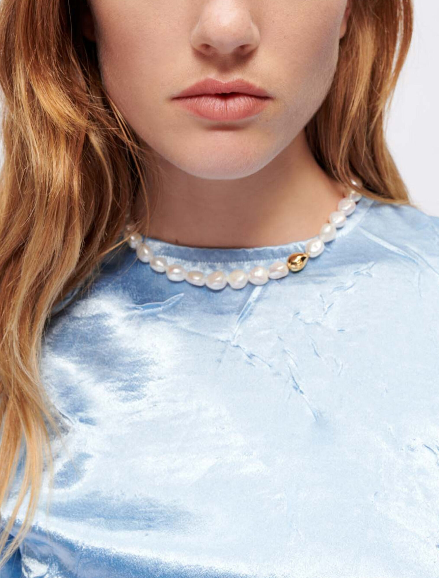 Close-fitting satin dress