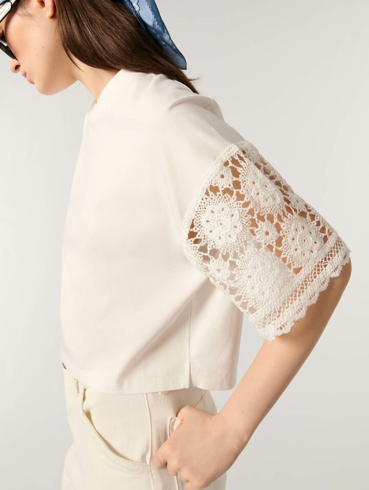 T-shirt with crochet sleeves