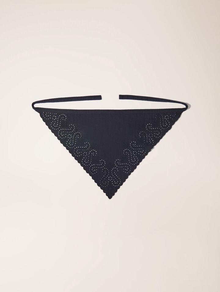 Triangle scarf
