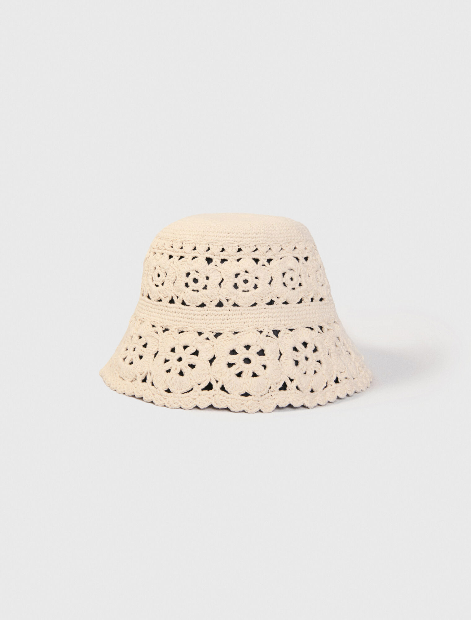 Crochet bucket hat