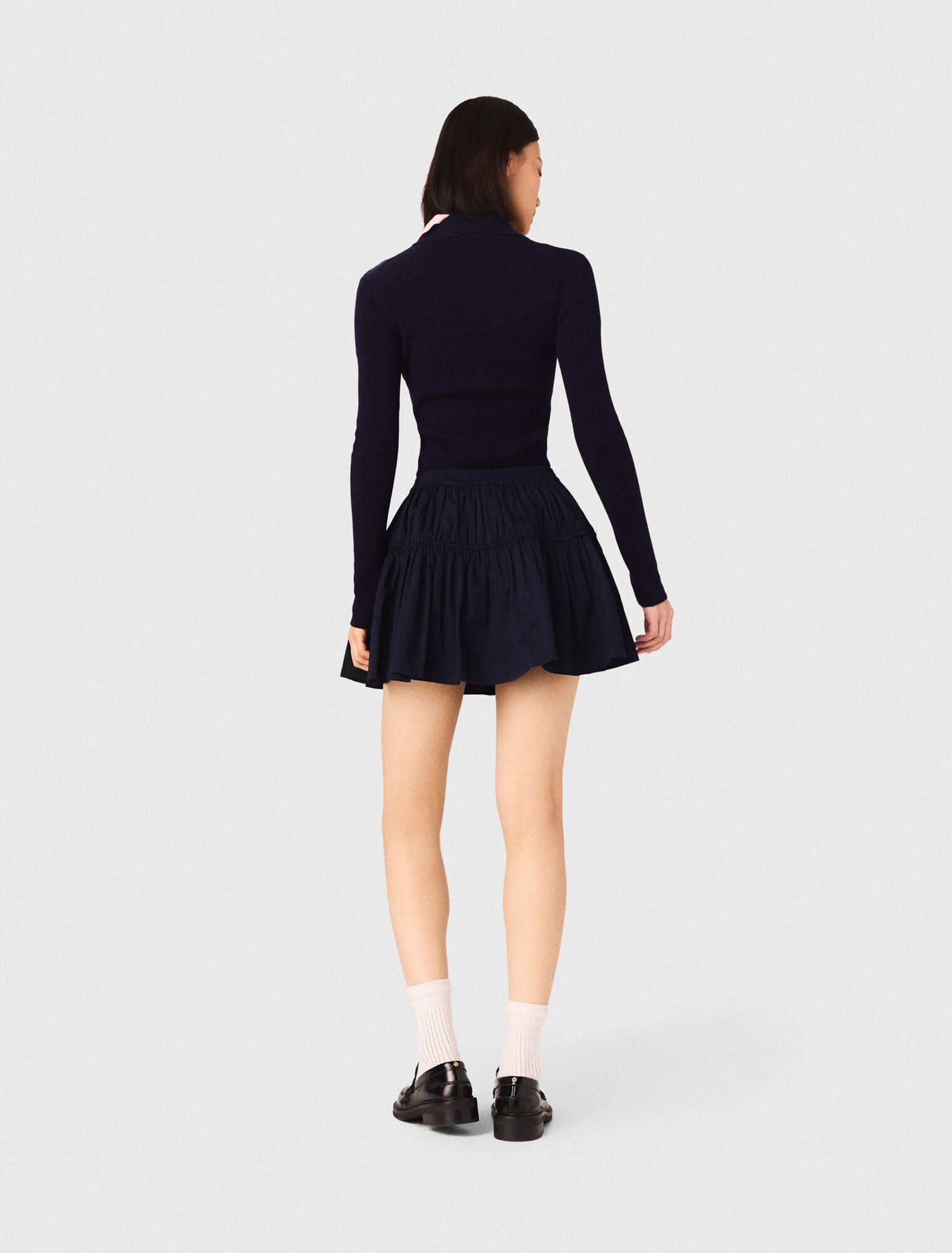 Short elasticated waist skirt