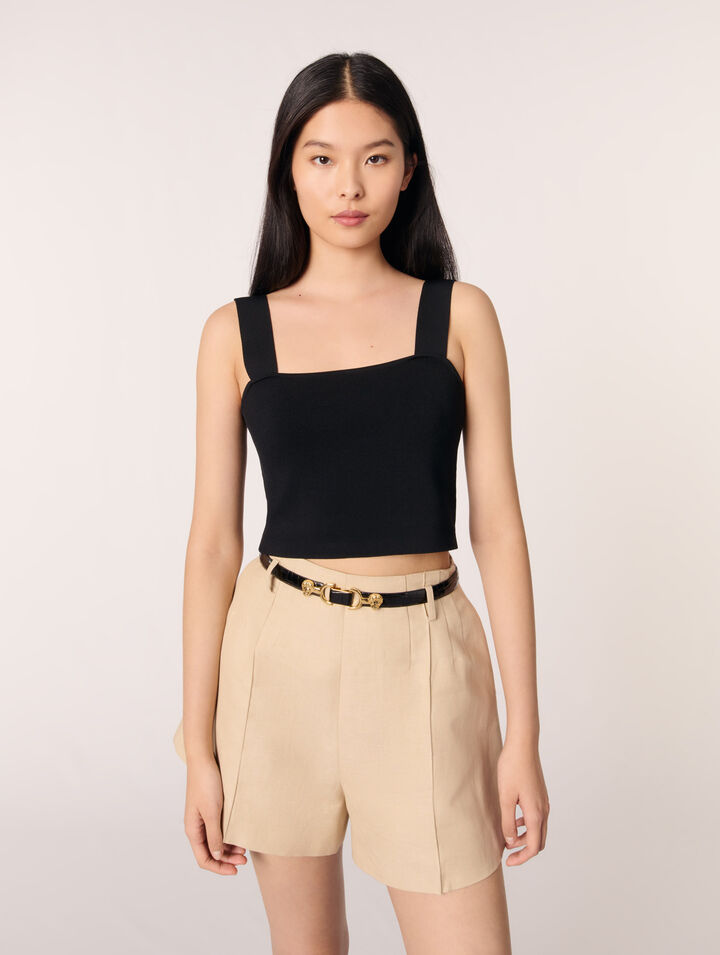 Knitted crop top with straps