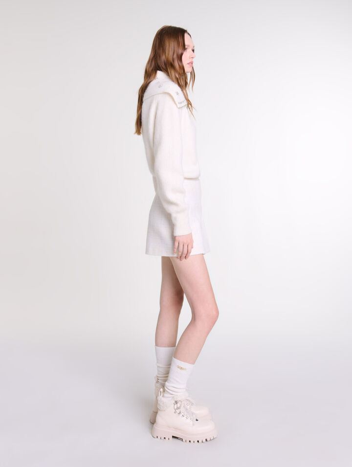 Short pleated tweed skirt