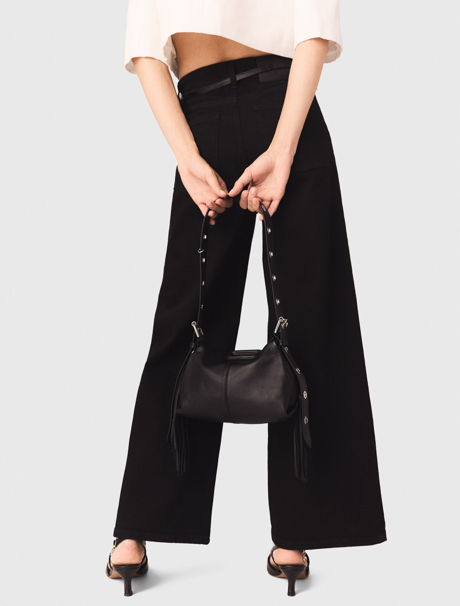 Straight-leg jeans with patch pockets