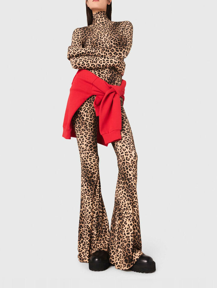 Flared leopard print leggings