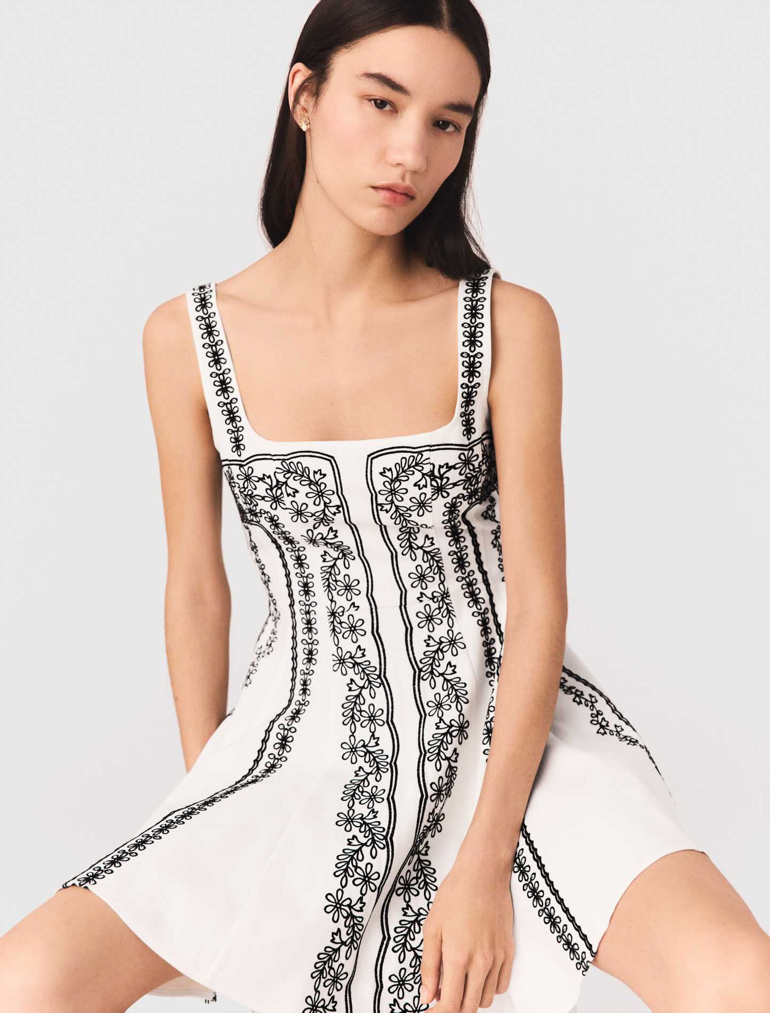 Short embroidered strap dress