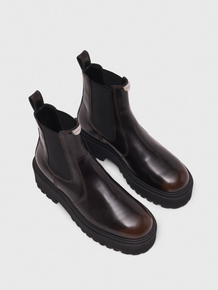 Chelsea boots
