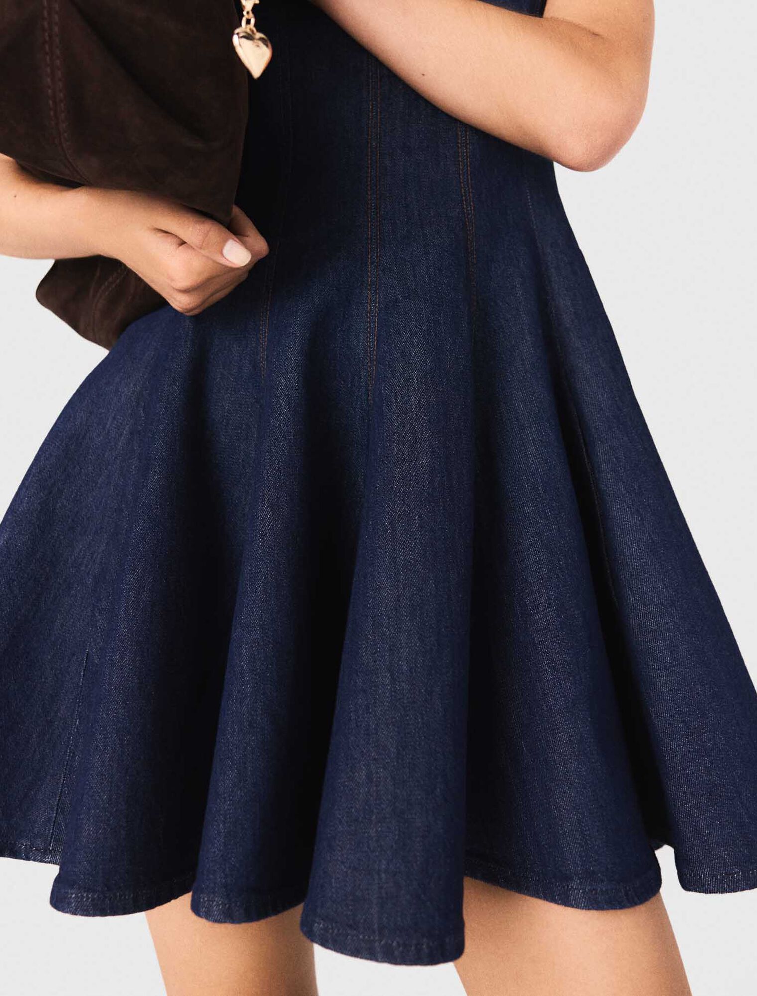 Short denim dress with ruffles