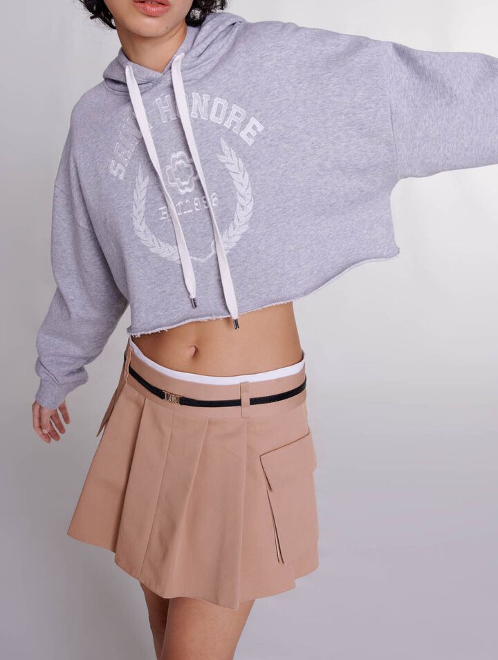Short pleated skirt