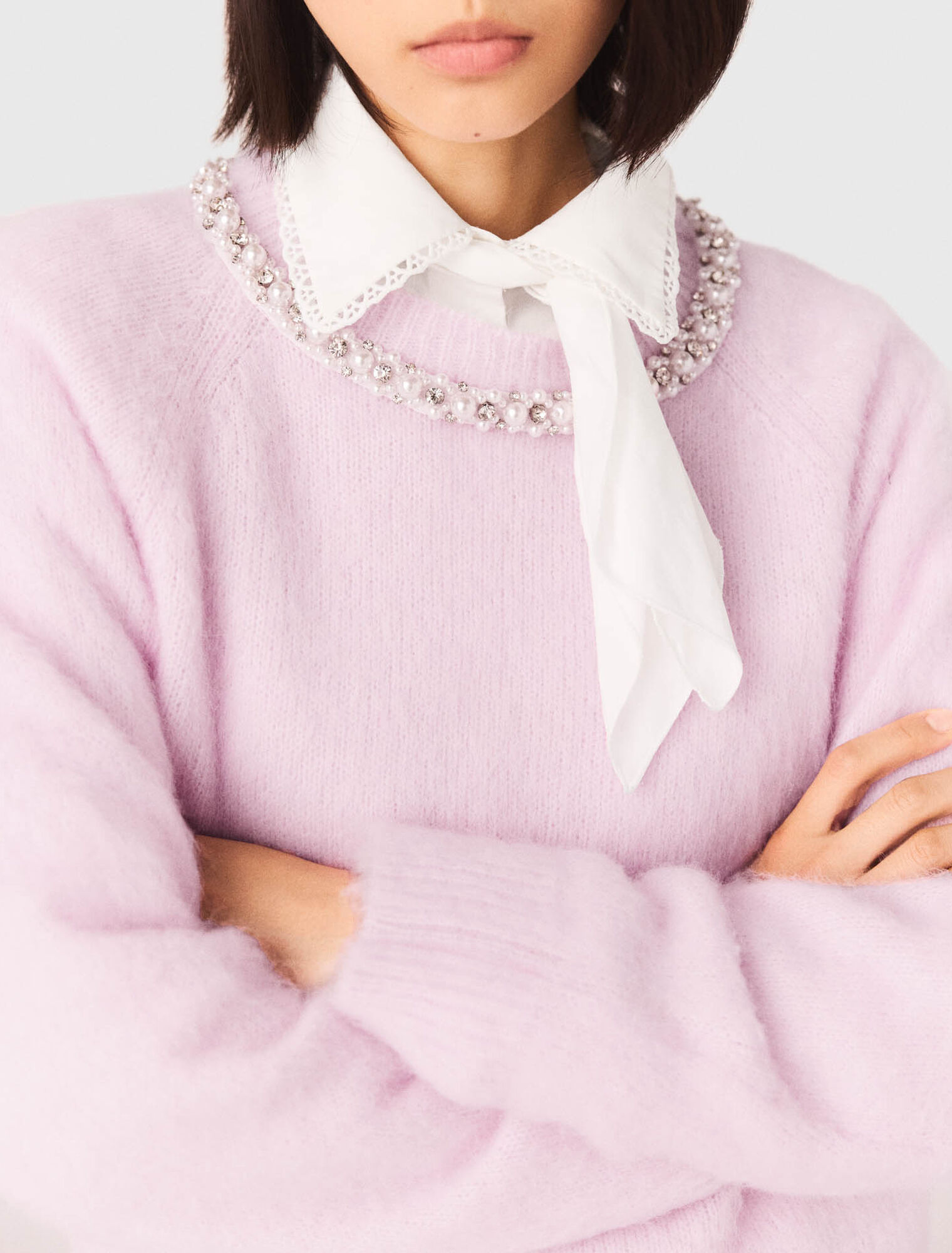 Removable jewel collar jumper
