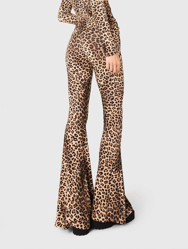Flared leopard print leggings