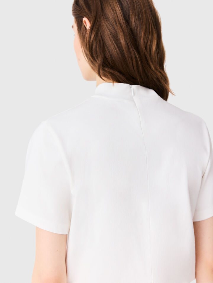 Crew neck T-shirt with back zip