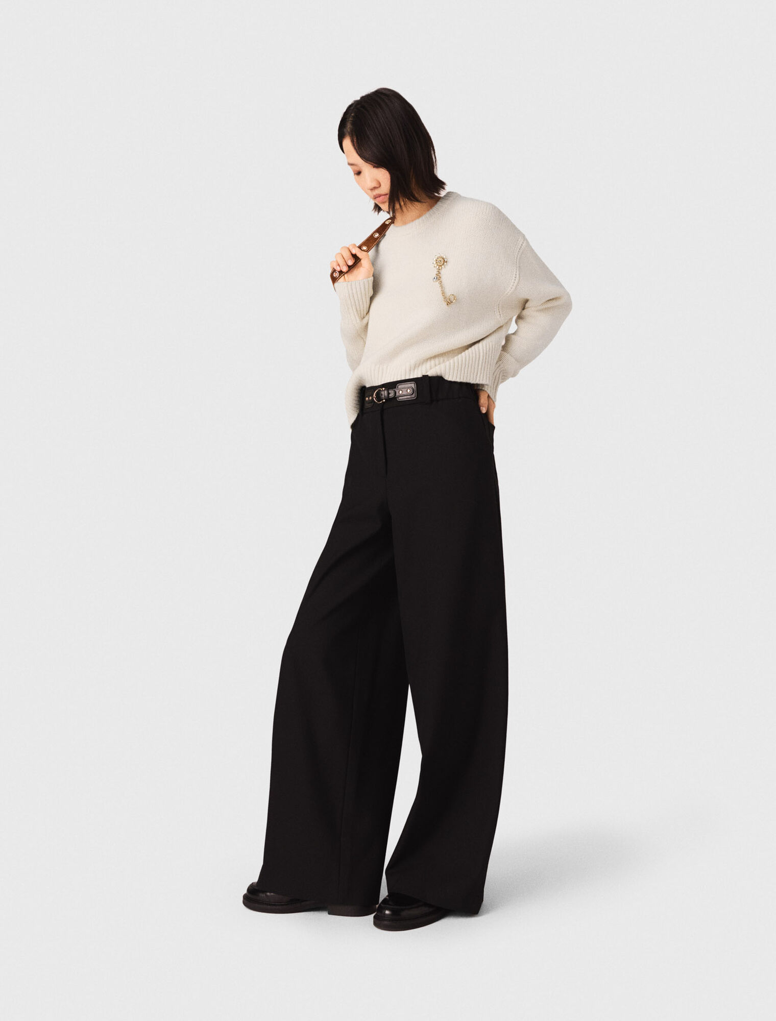 Wide-leg suit trousers
