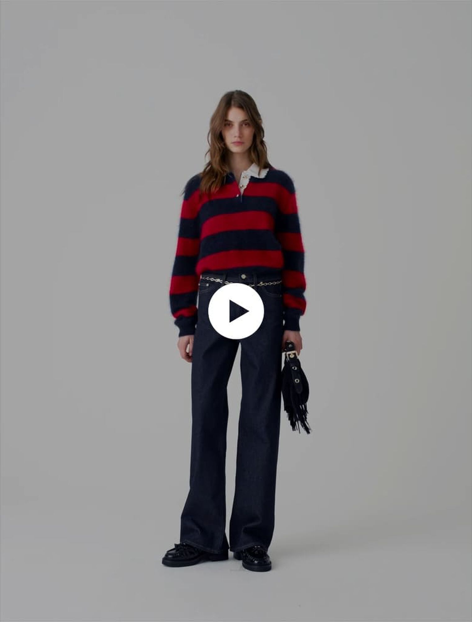 Wide-leg jeans with chain-link belt