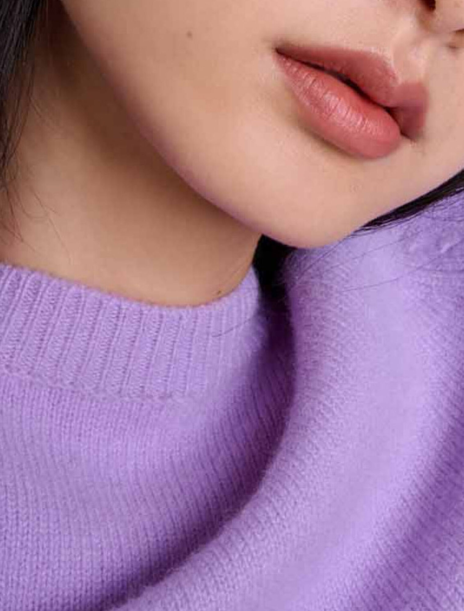 Short cashmere jumper