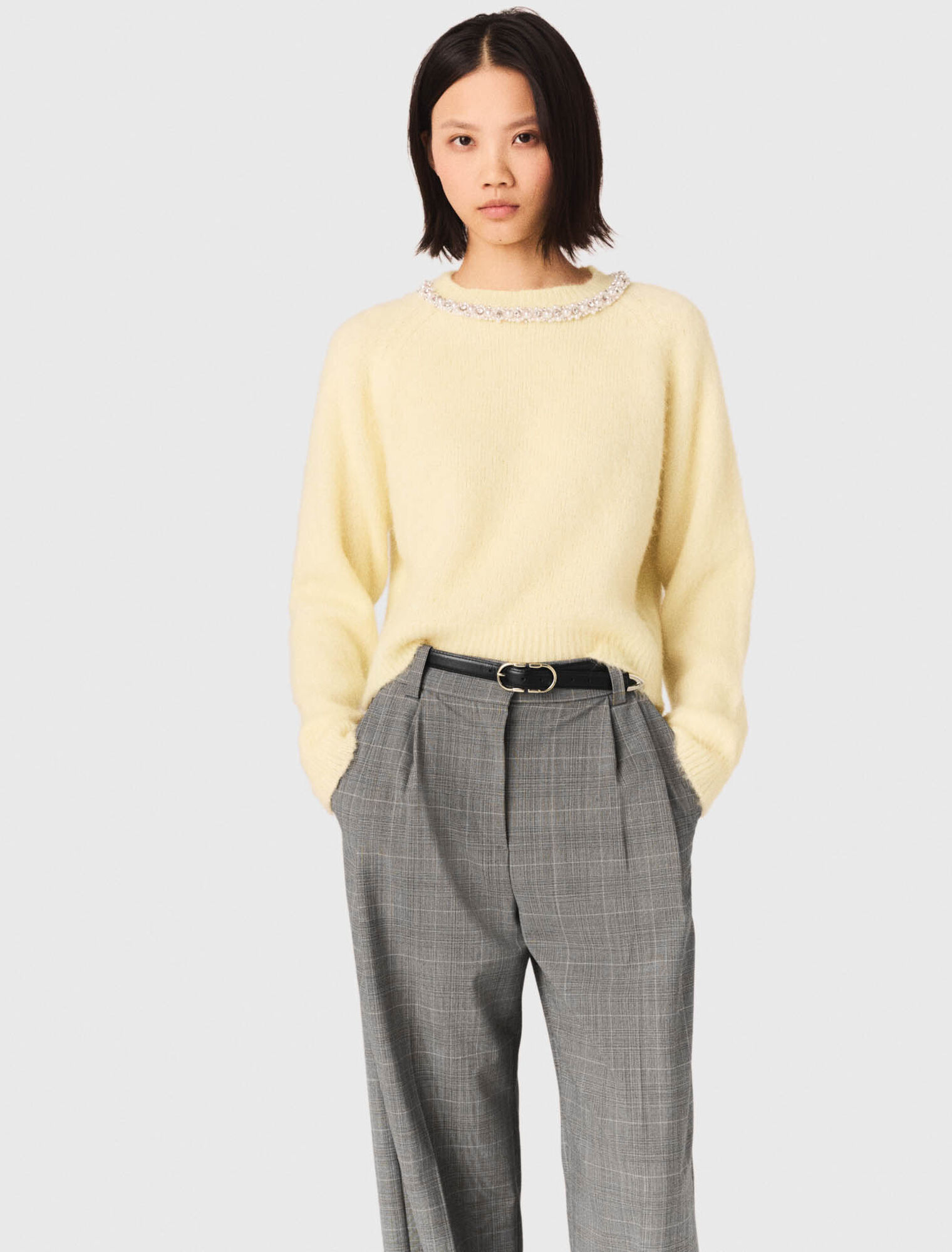 Removable jewel collar jumper