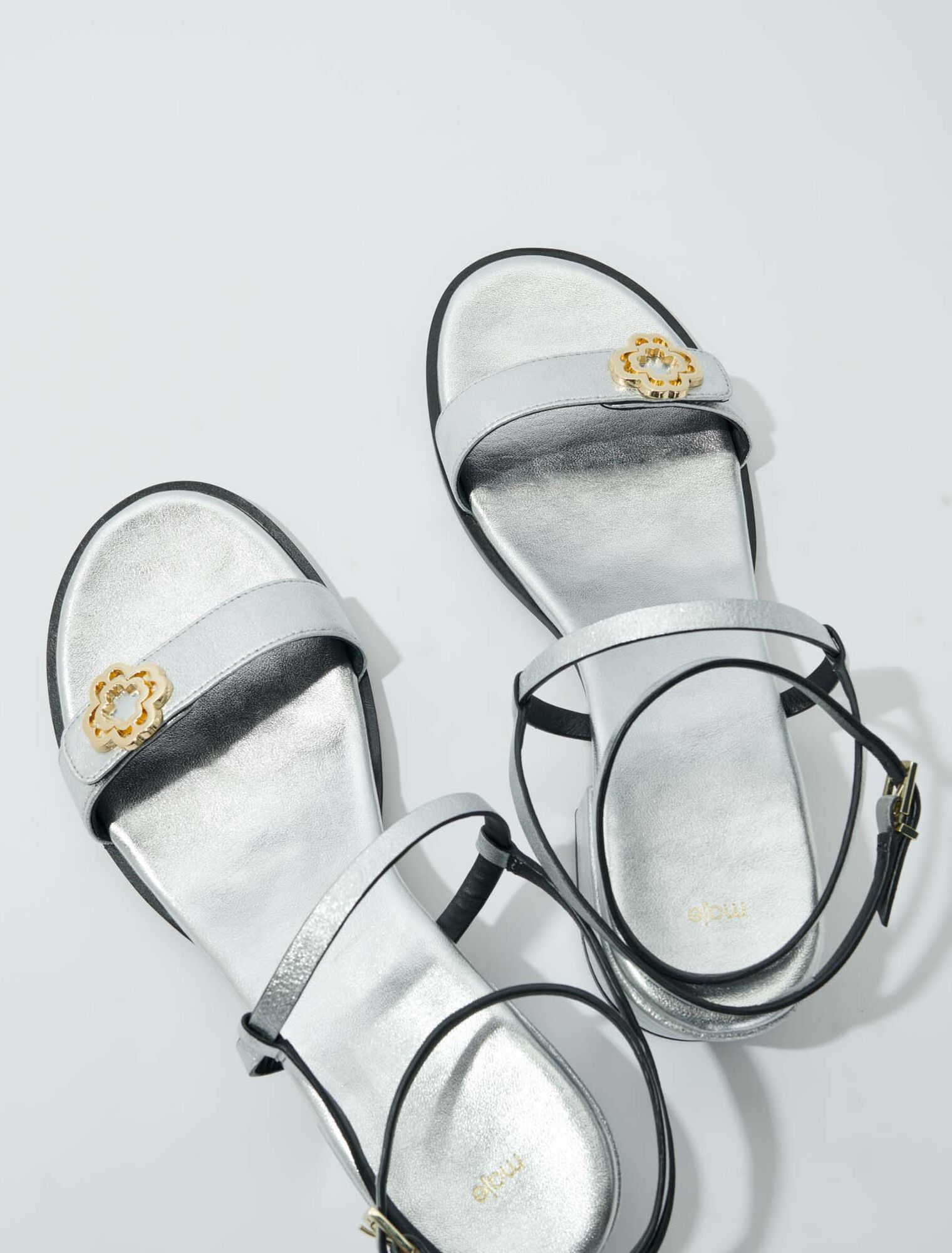 Leather strappy sandals