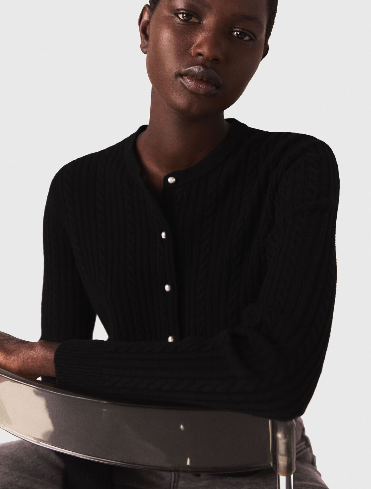 Cardigan with removable beaded collar