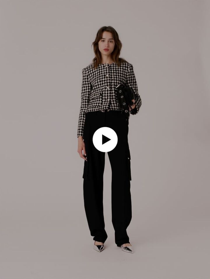 Short tweed jacket