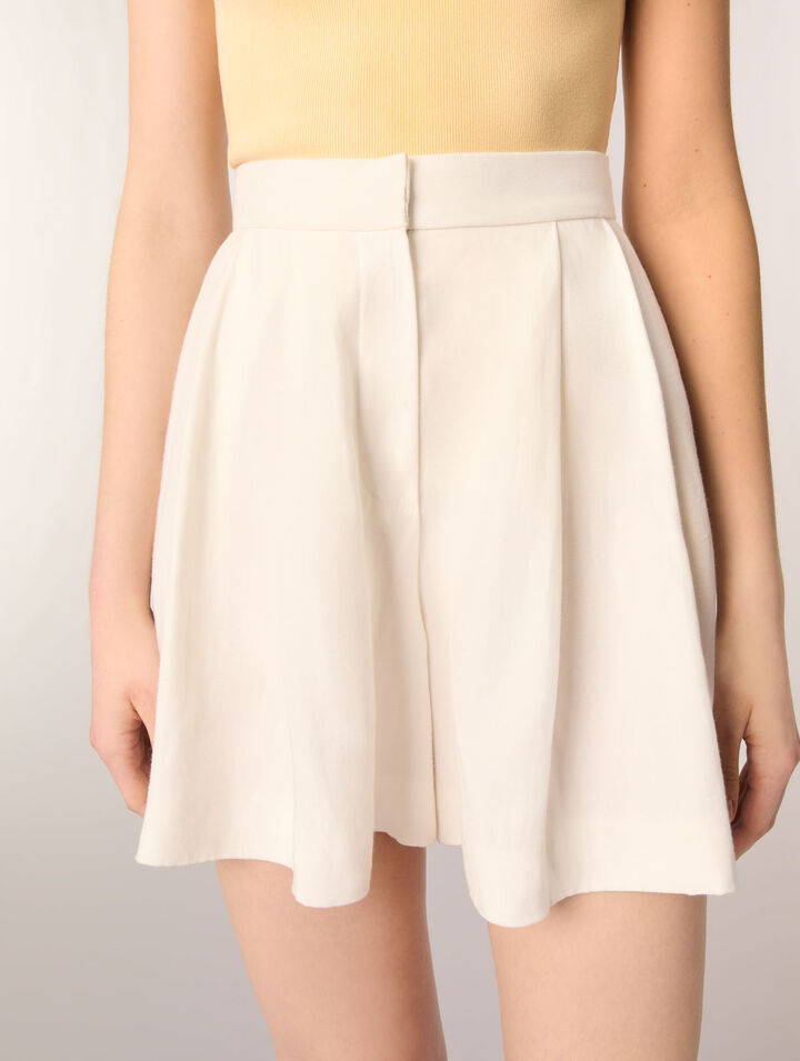 Flowing shorts