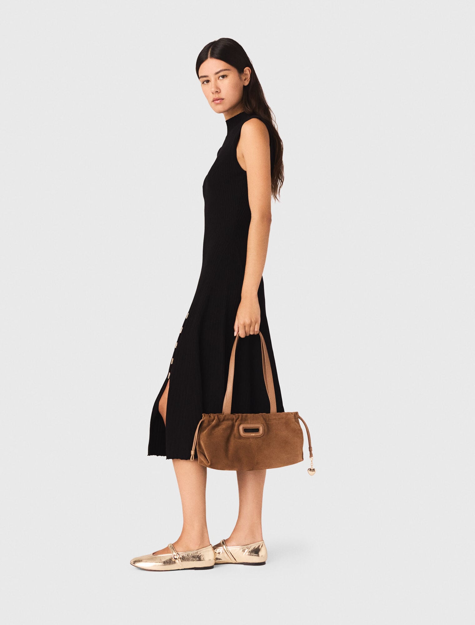 Ribbed dress with side slit