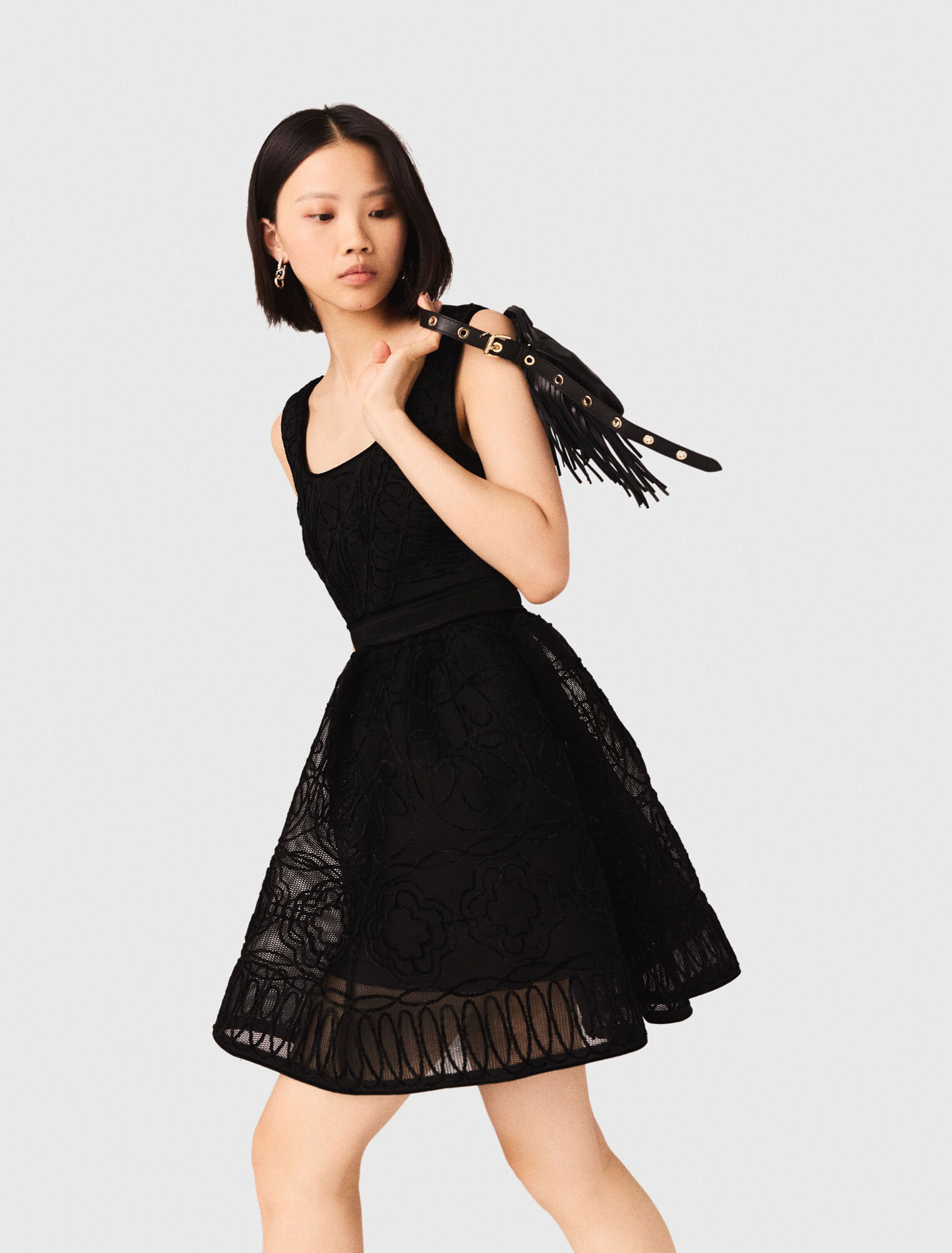 Short embroidered basket knit dress