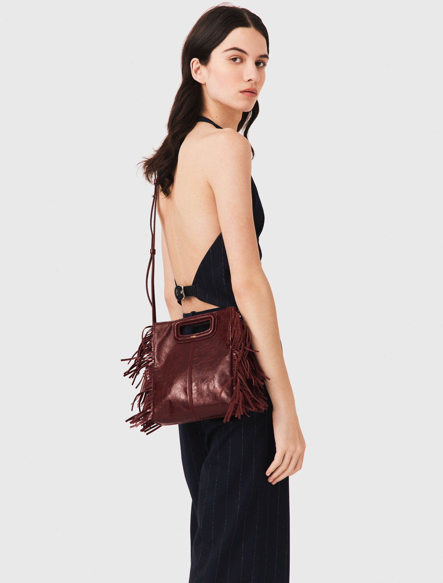 Crackled leather M bag