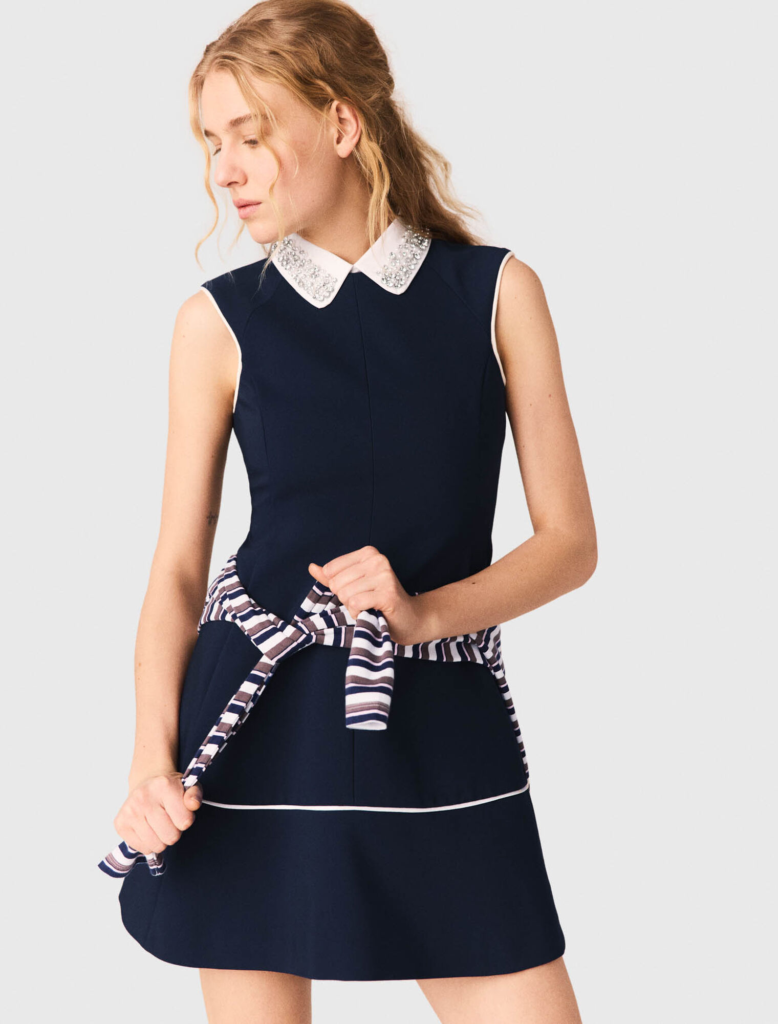 Flared dress with contrast trim