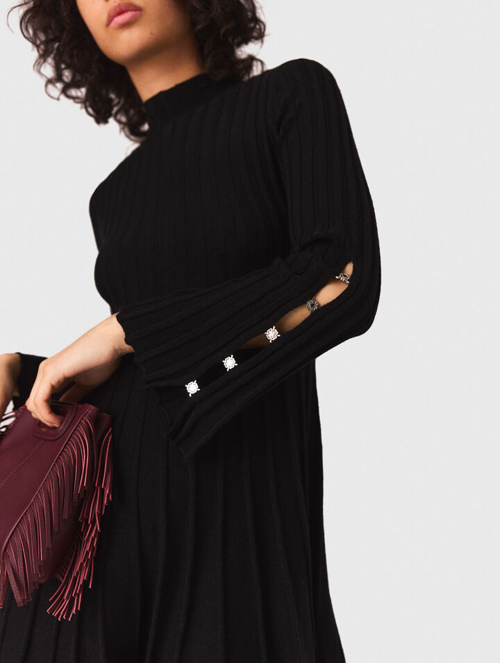 Short knit dress