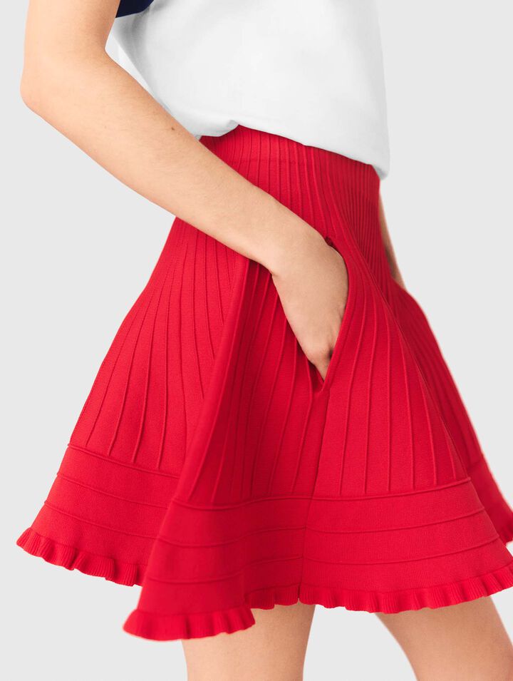 Compact knit short skirt