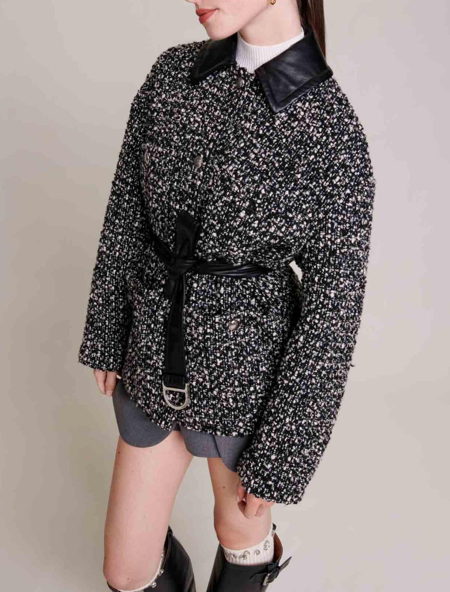 Short tweed coat
