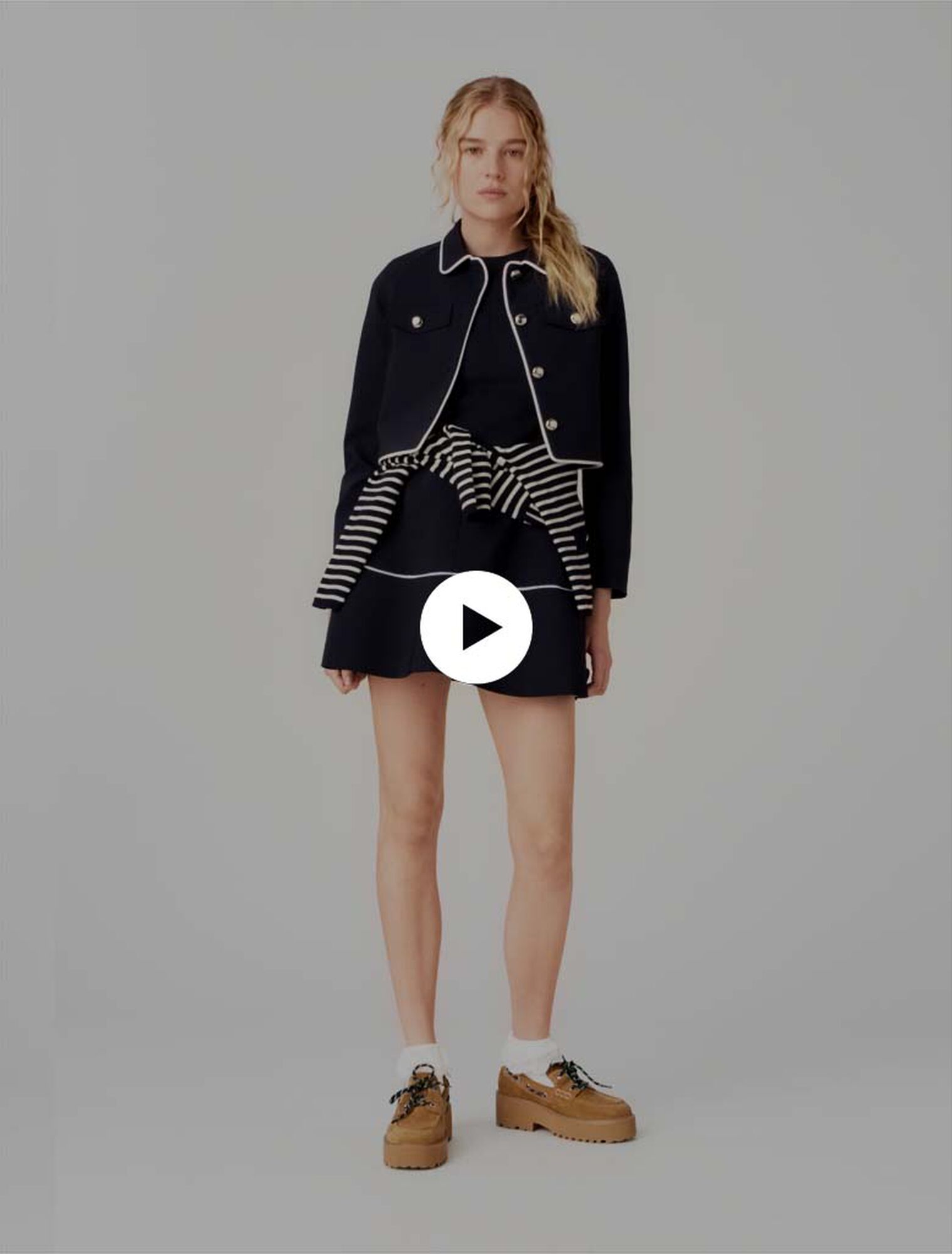 Short jacket with contrast trim