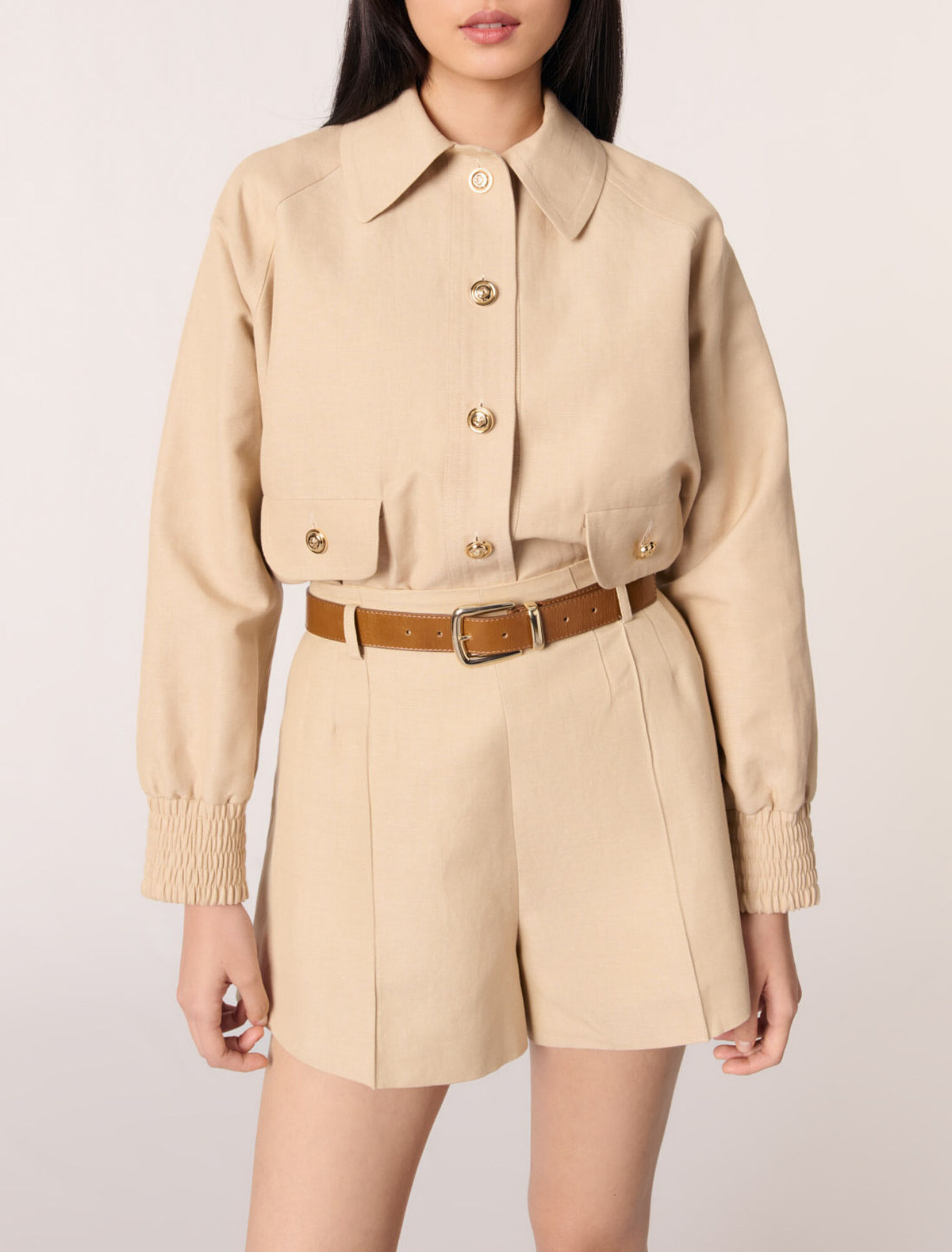 Linen and cotton shorts with darts