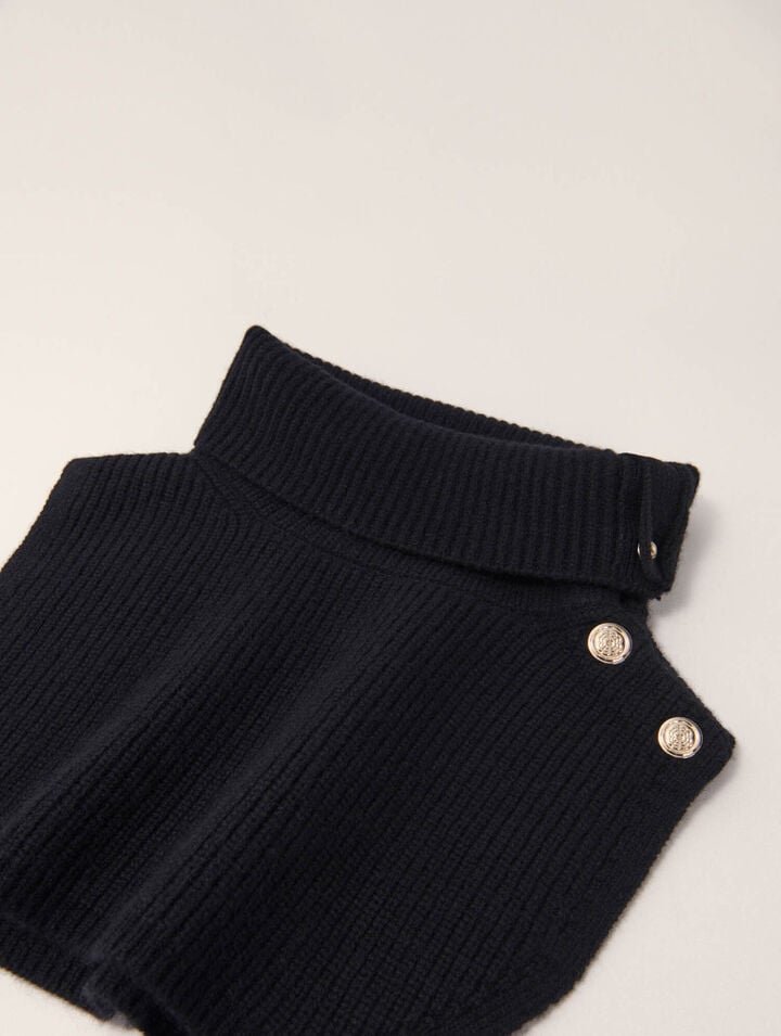 Button-up wool mix collar wrap