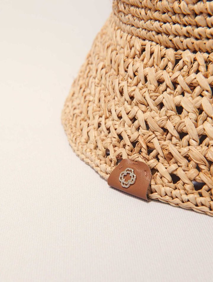 Crochet raffia bucket hat
