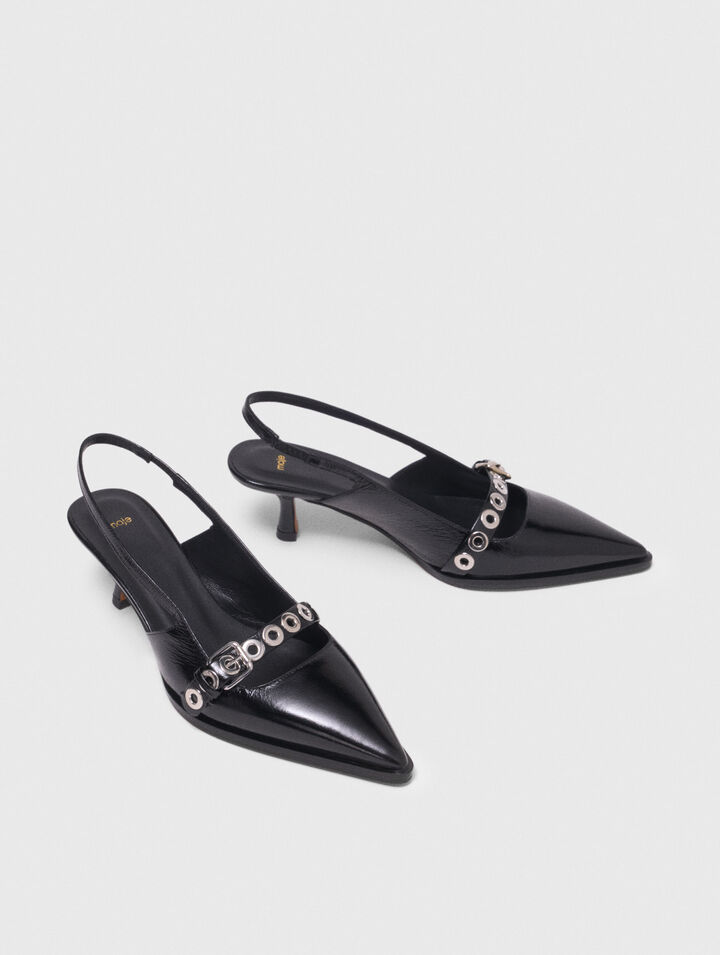 Leather pumps with eyelet strap