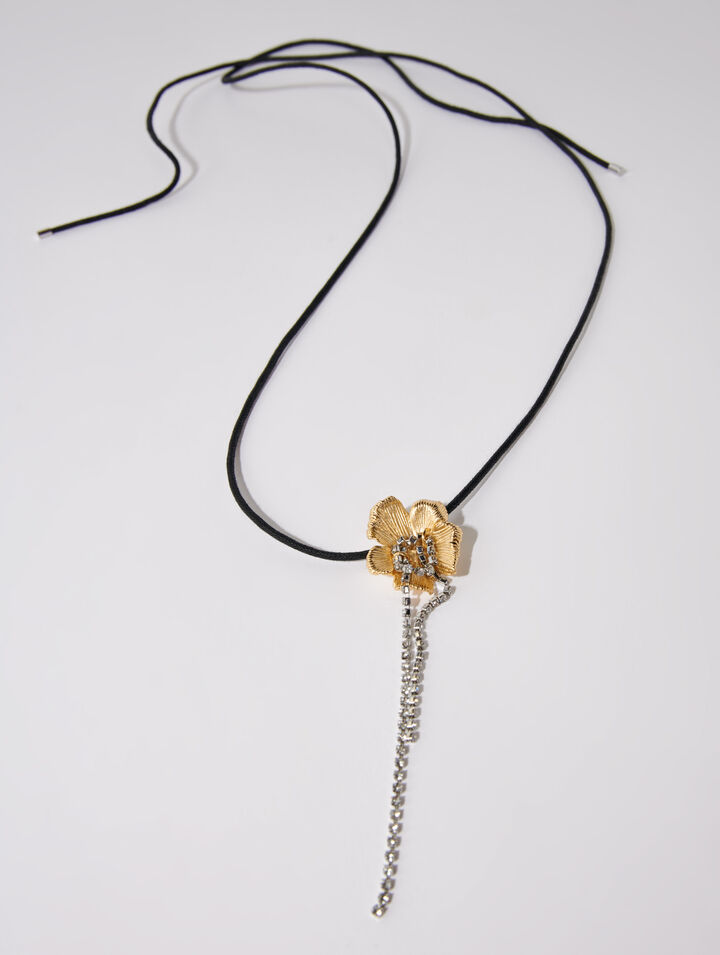 Flower necklace