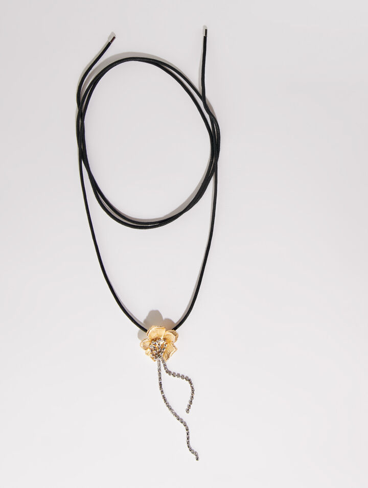 Flower necklace